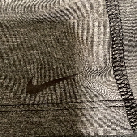 Nike tank top - Picture 3 of 3